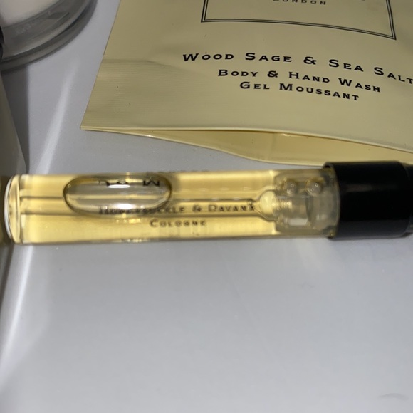 Brand New Small but Mighty Luxurious Jo Malone Bundle - Picture 3 of 5